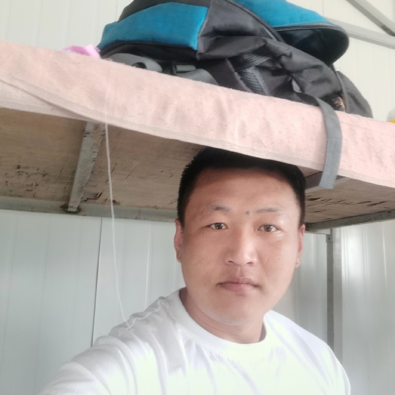起风了的第一张照片--烟台中老年相亲网